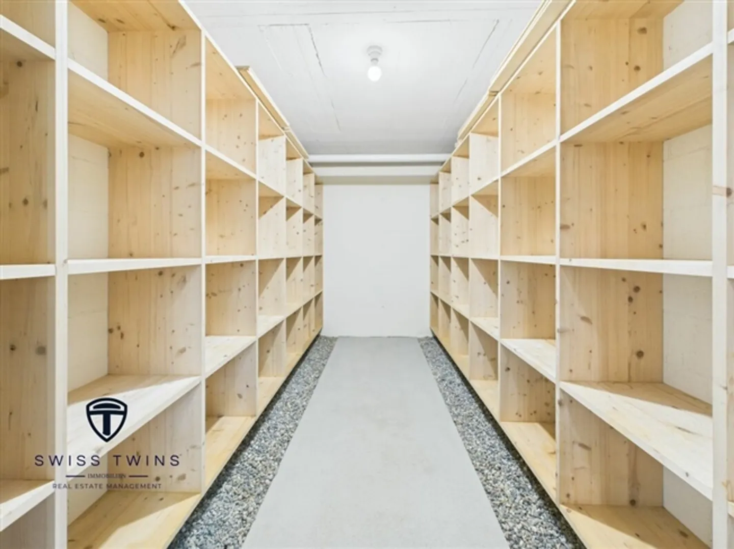 Expérience de vie généreuse et moderne avec vue imprenable sur Sonnenberg - Photo 13 sur 20