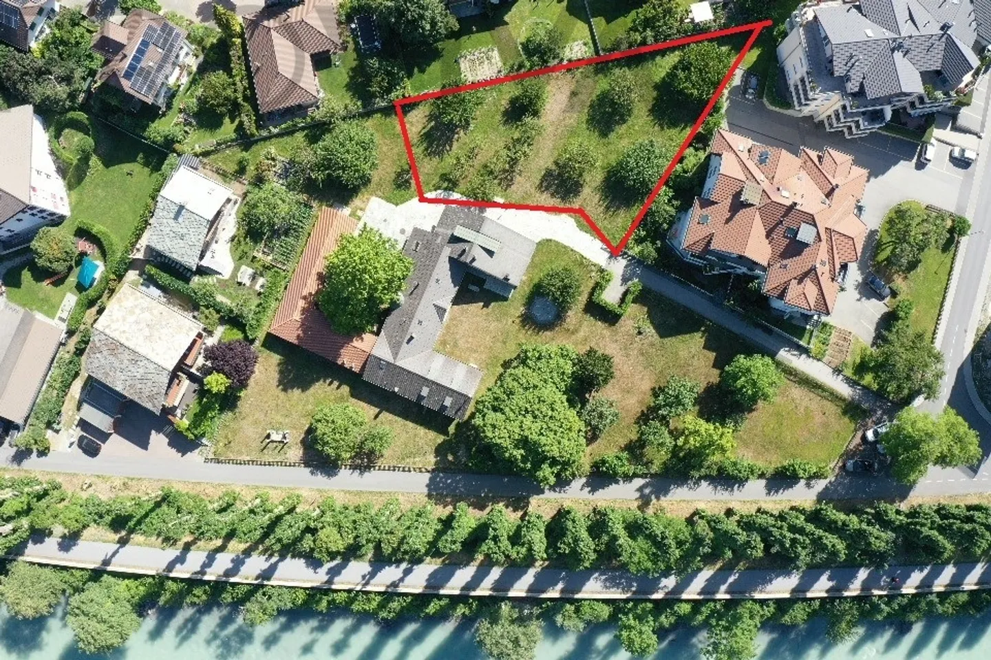 Offre Rare - Belle Parcelle à Bâtir dans les Kleegärten! - Photo 1 sur 4