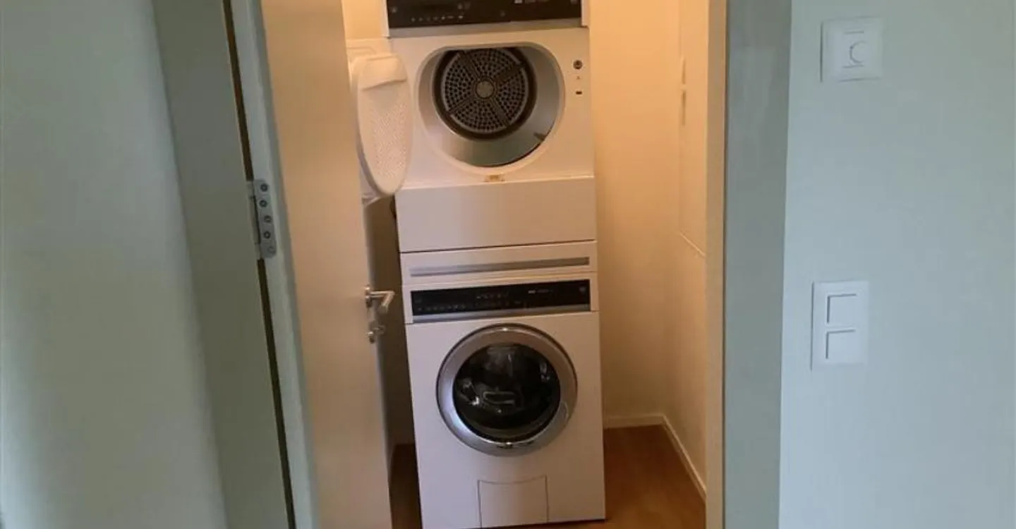 Appartement 2,5 pièces avec coin salon confortable - Photo 5 sur 5