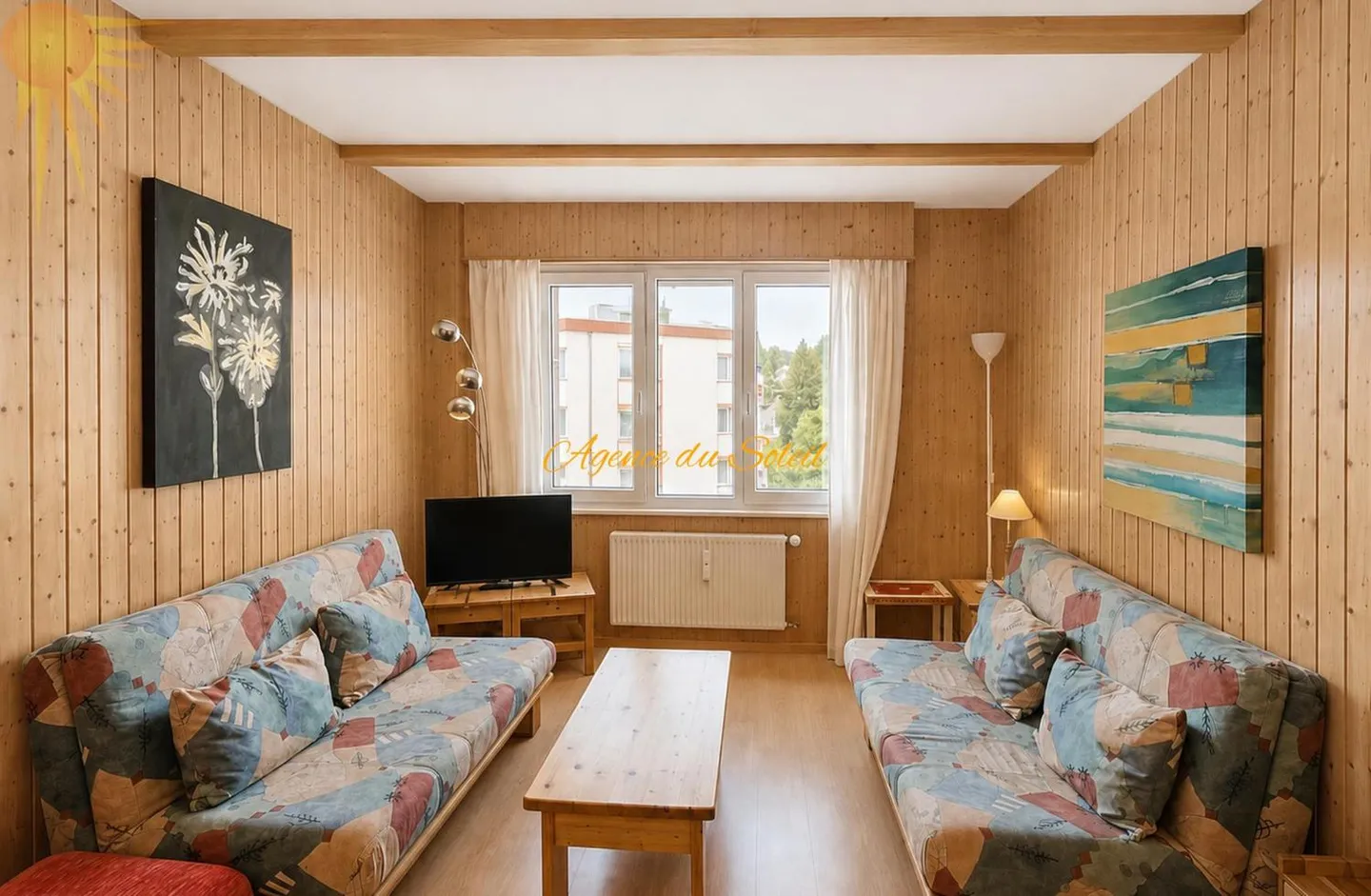 Charming Chalet-Style Apartment - Photo 3 of 11