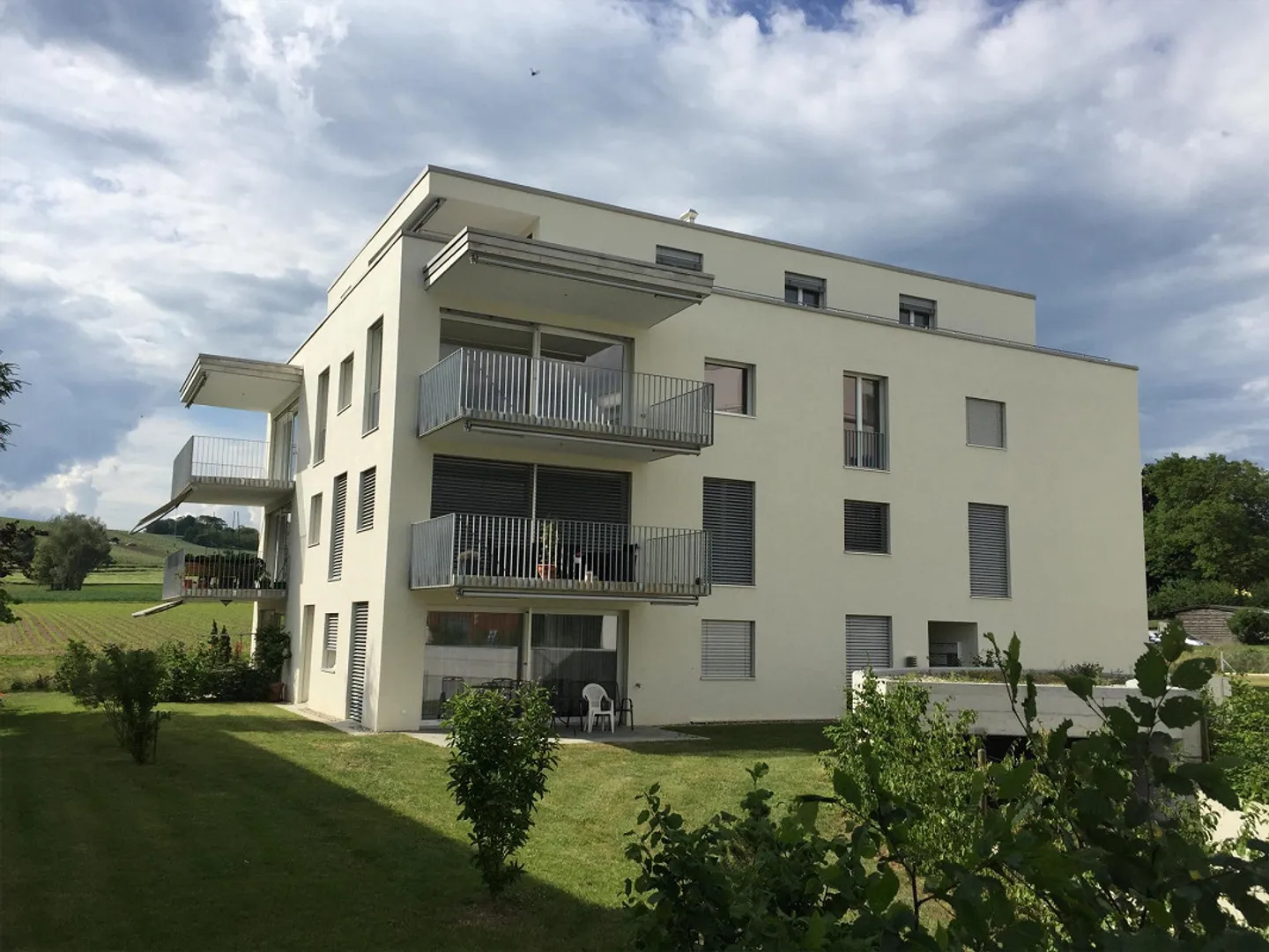 Bellissimo appartamento moderno e luminoso con grande balcone e vista panoramica - Foto 2 di 7