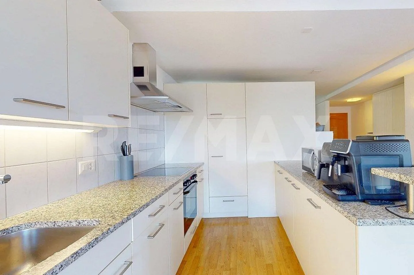 Maisonette-Wohnung mit Studio Vermietetes Renditeobjekt in Au SG - Foto 3 von 13