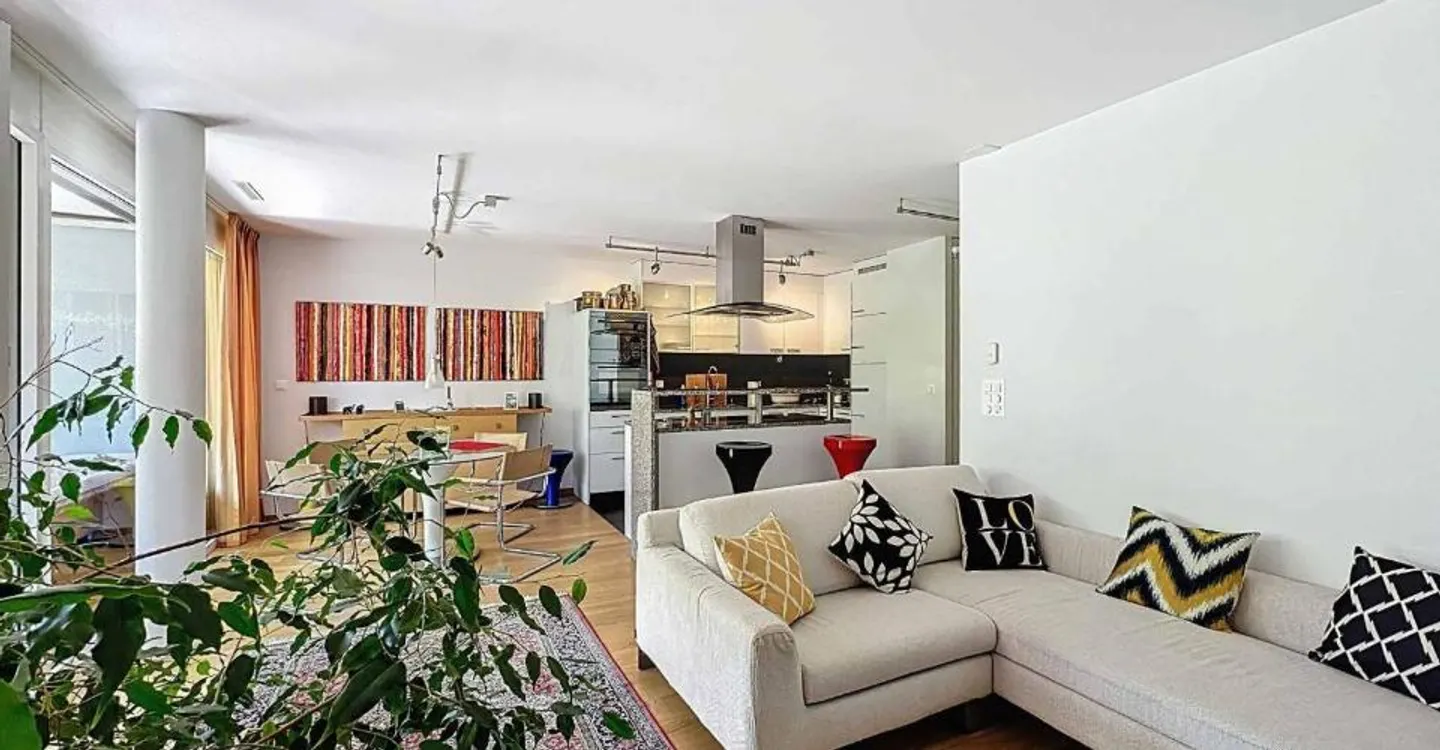 Magnifico appartamento di 3,5 locali con giardino - Foto 2 di 13