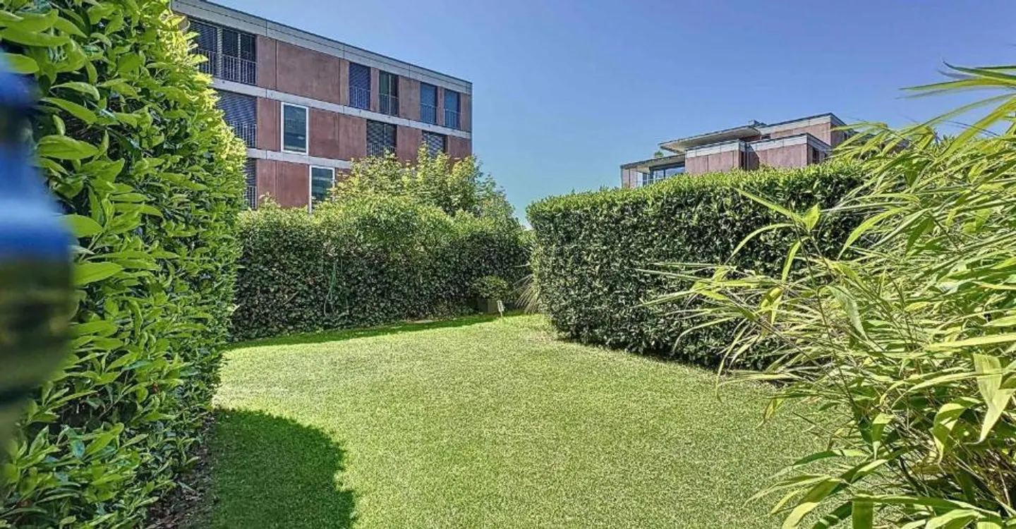 Magnifico appartamento di 3,5 locali con giardino - Foto 3 di 13