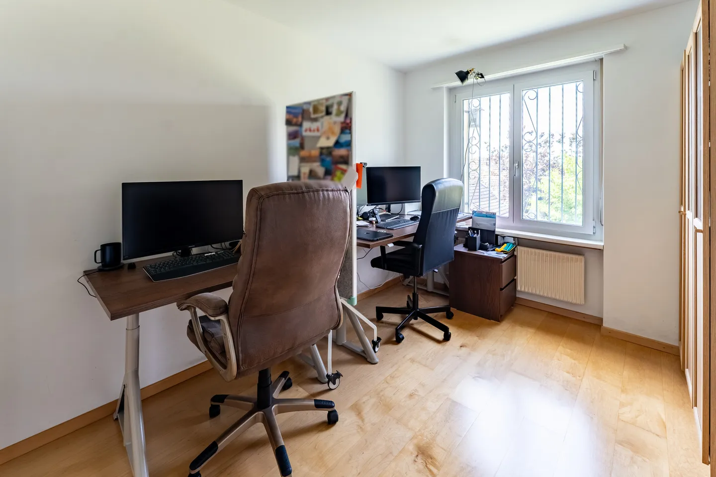 Modernisierte 4.5-Zimmer-Wohnung mit traumhaftem See- und Bergblick - Foto 7 di 19