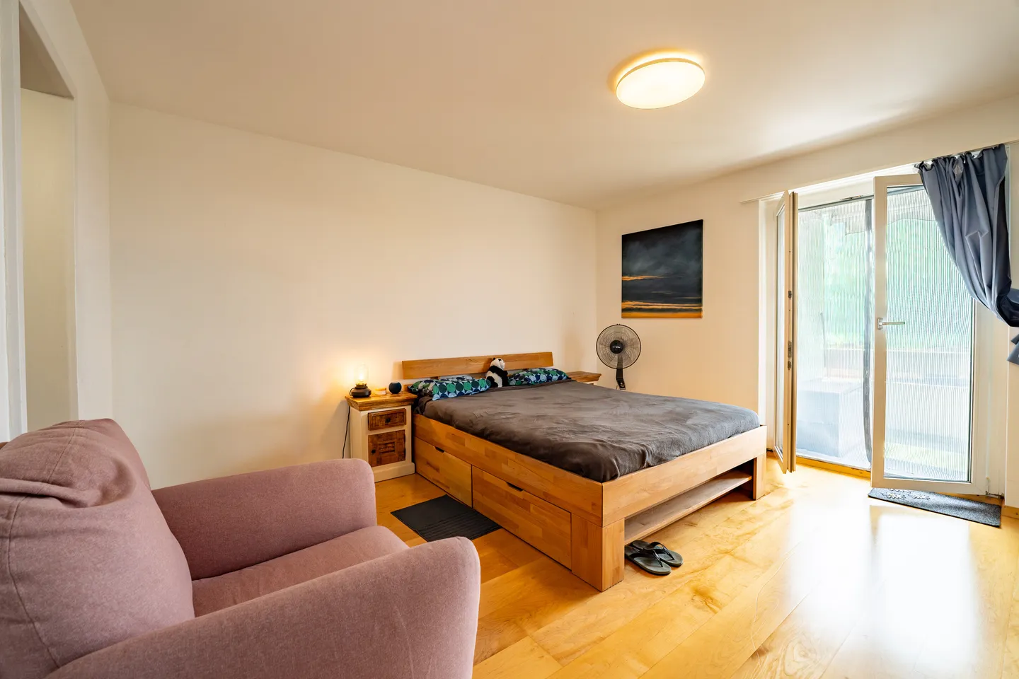 Modernisierte 4.5-Zimmer-Wohnung mit traumhaftem See- und Bergblick - Foto 9 di 19