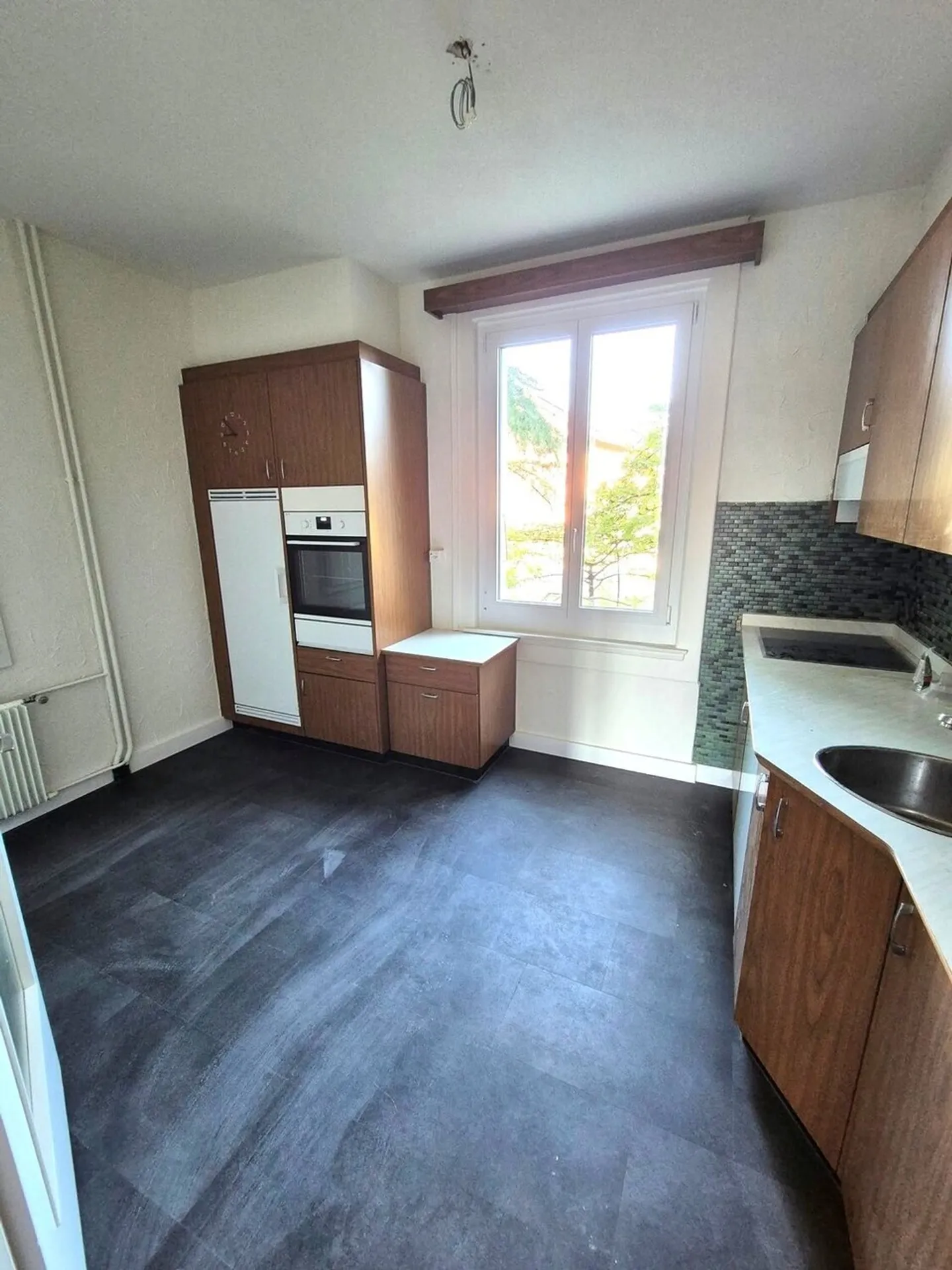 Cozy 4.5-room apartment for rent - Photo 2 of 10