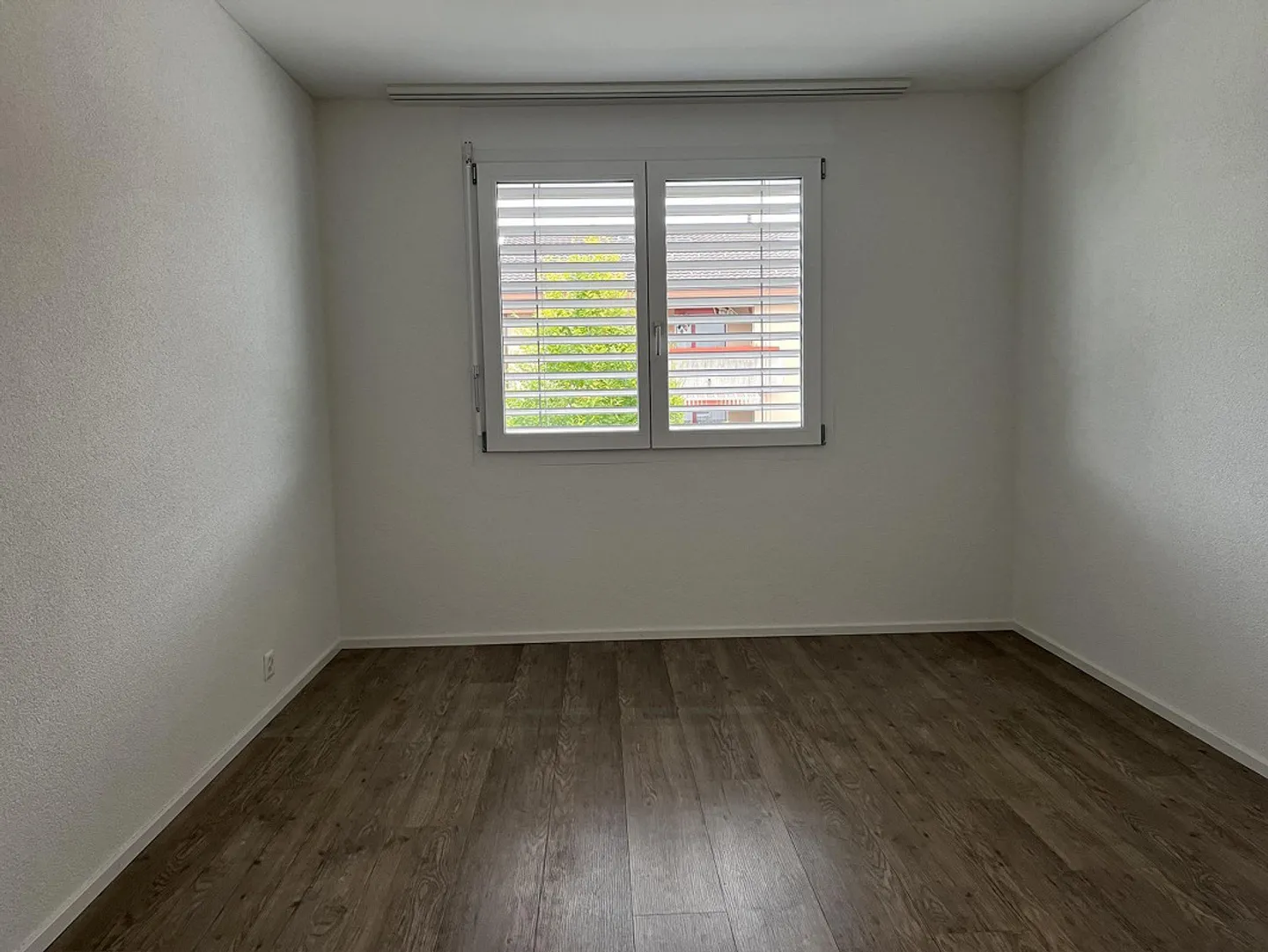 Like-new 4.5 room apartment - Photo 7 of 10