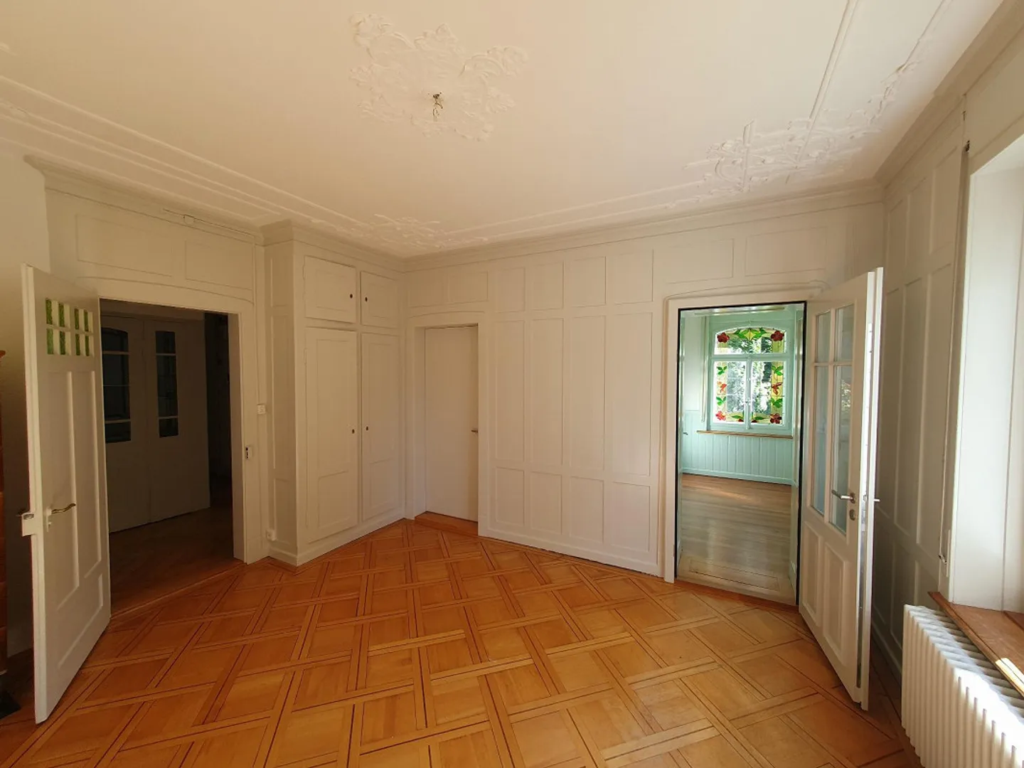 attractive Art Nouveau apartment - Photo 1 of 12