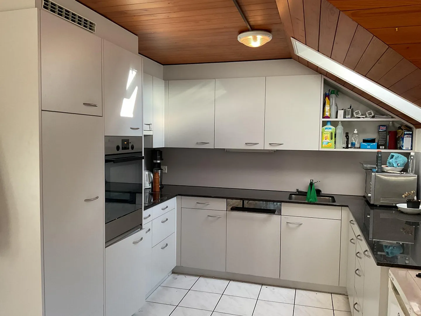 Appartement Charmant avec Terrasse - Photo 4 sur 4