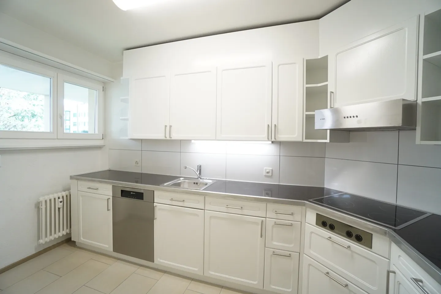 Appartamento attraente di 3,5 stanze nel quartiere Breite - Foto 1 di 8