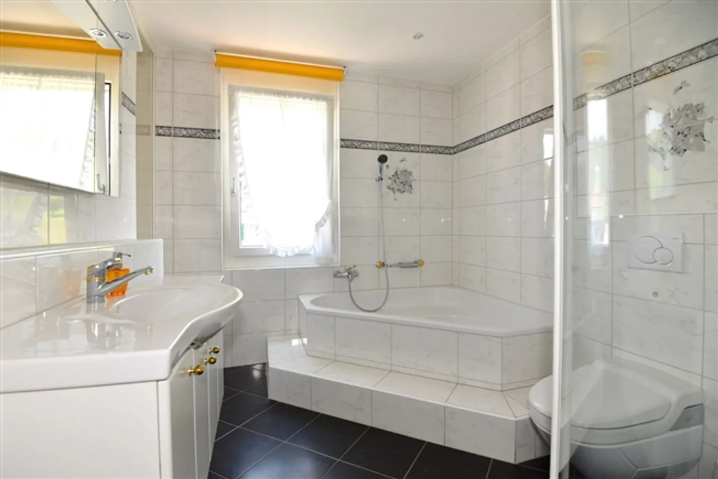 260 m2 pure living pleasure! - Photo 9 of 13