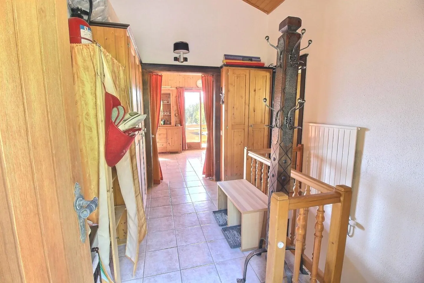 Chalet avec Vue Alpestre Époustouflante - Photo 2 sur 13