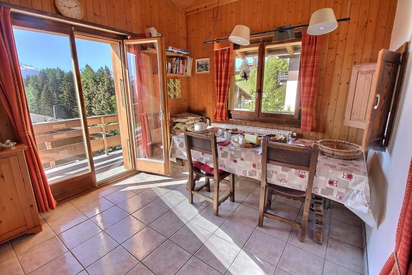 Chalet avec Vue Alpestre Époustouflante - Photo 3 sur 13