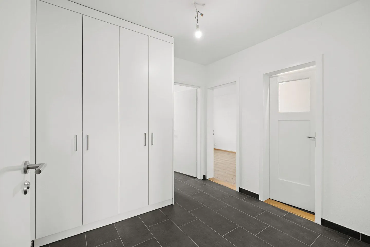 Appartement 2.5 pièces à Bâle - Photo 2 sur 8