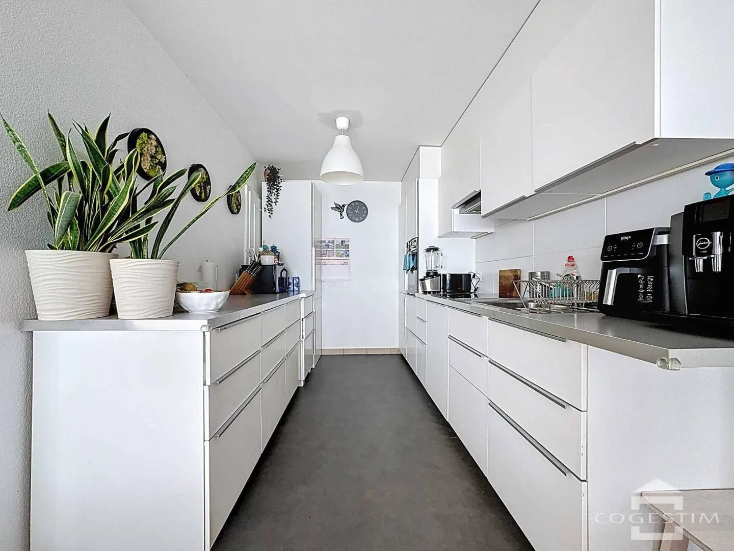 Appartement 3.5 pièces au bord du lac - Photo 3 sur 12