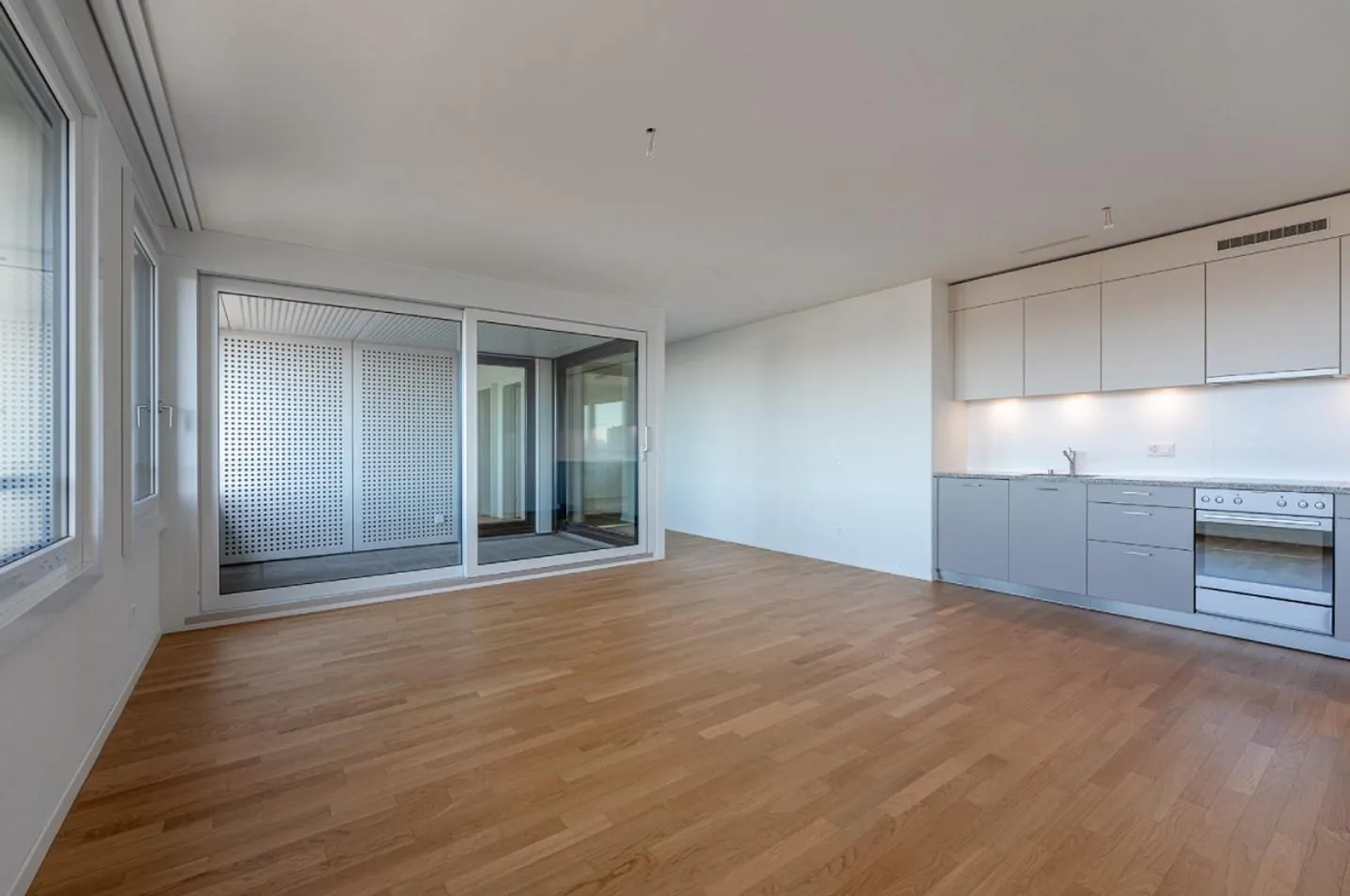 Vivere moderno in Europaplatz – 2.5 locali con loggia - Foto 2 di 9