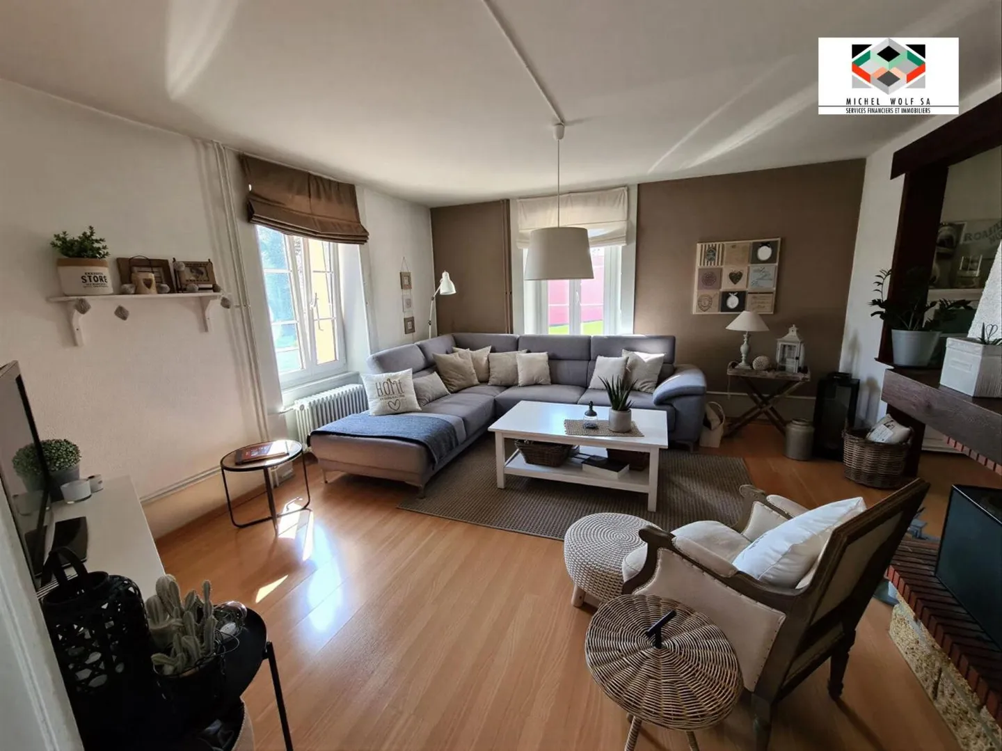 Magnificent 4.5-room duplex in Thielle-Wavre - Photo 1 of 10