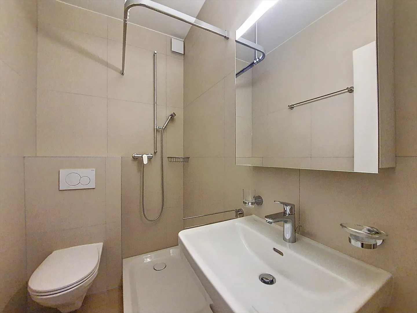 Appartement 1 pièce - Photo 2 sur 5