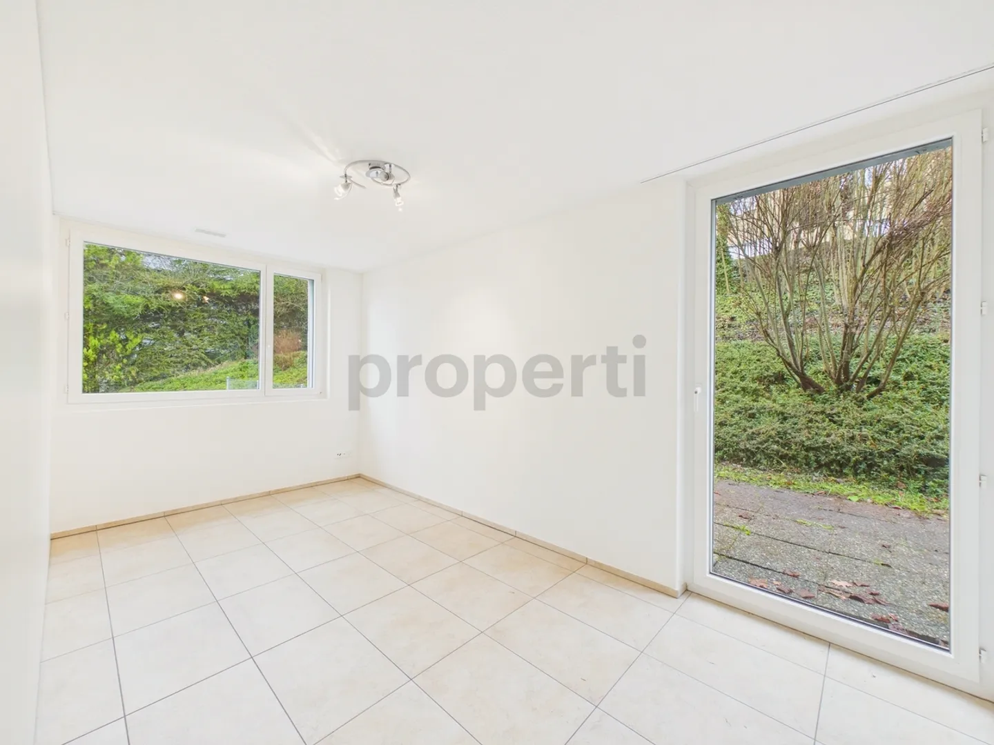 Appartamento luminoso di 4,5 stanze con balcone e giardino, Zumikon - Foto 9 di 13