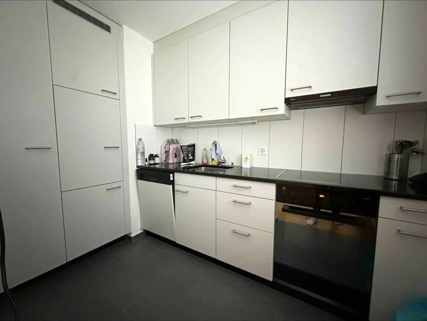 Well-maintained 1.5-room apartment with balcony - Photo 2 of 7