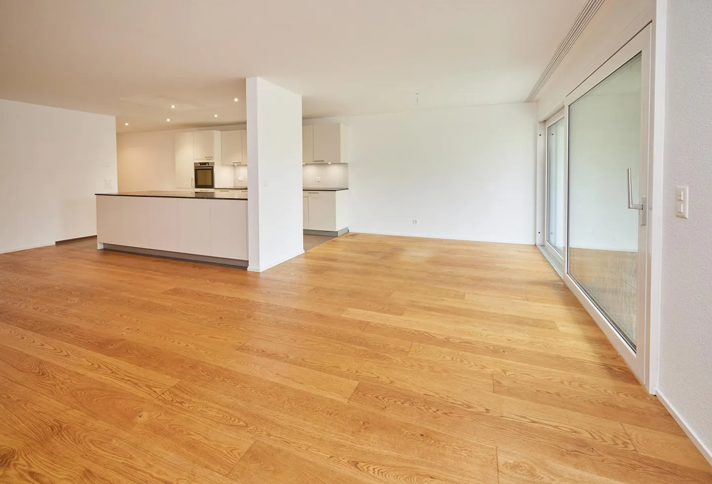 Appartement de jardin spacieux de 4½ pièces - Photo 3 sur 27