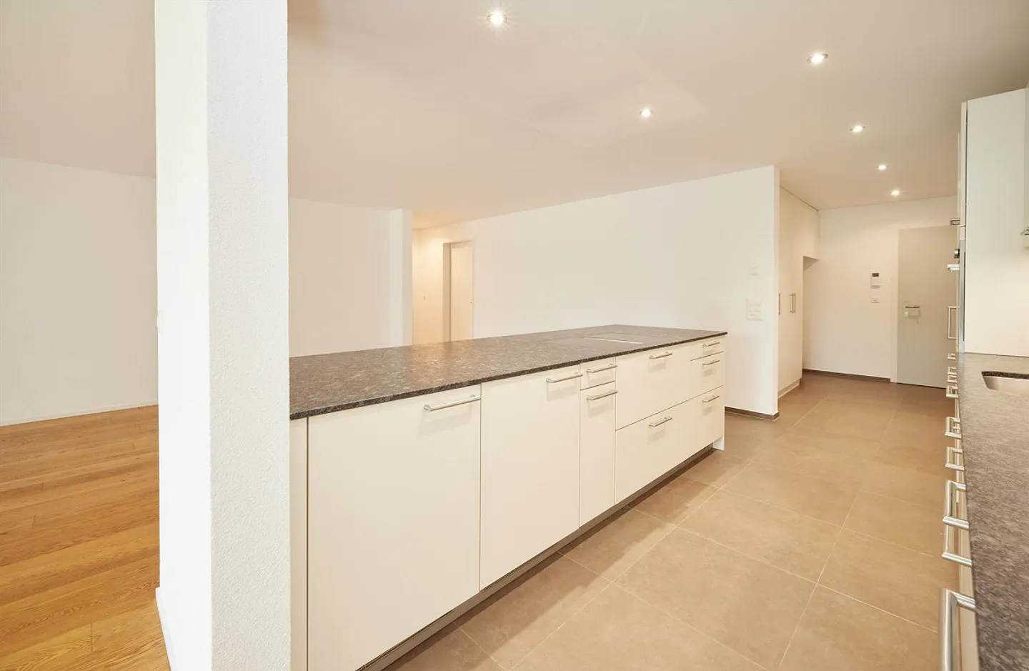 Appartement de jardin spacieux de 4½ pièces - Photo 6 sur 27