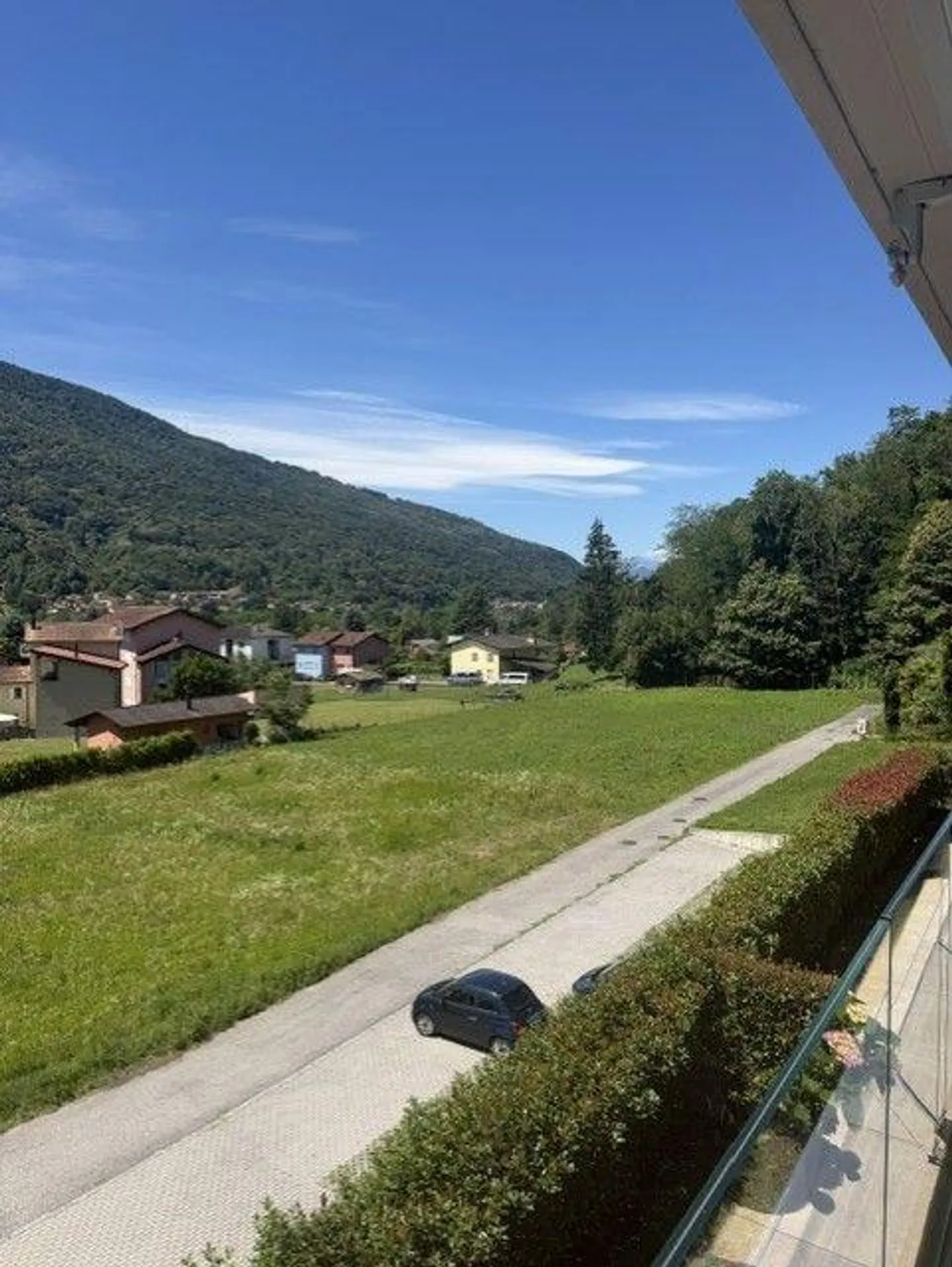 Appartamento spazioso nel verde - Foto 1 di 14