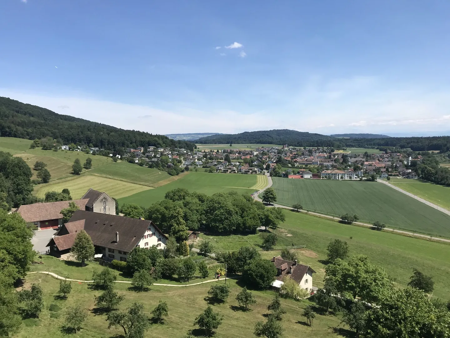 À louer appartement exclusif de 4,5 pièces avec vue sur le château de Wildegg - Photo 18 sur 18