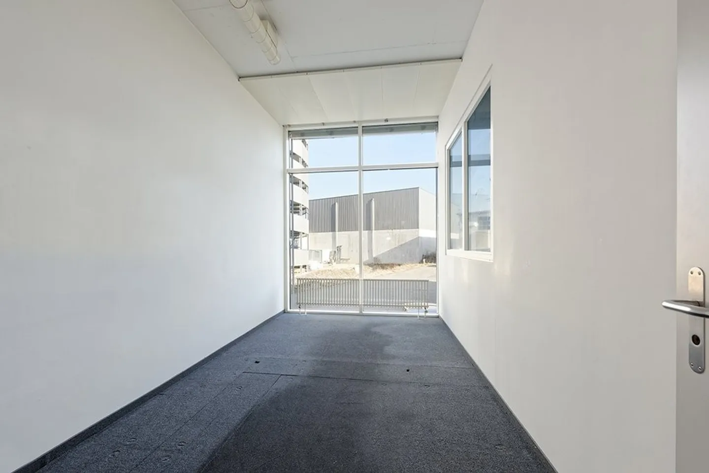 Spazio ufficio attraente situato nell'industria di Eich - Foto 5 di 6