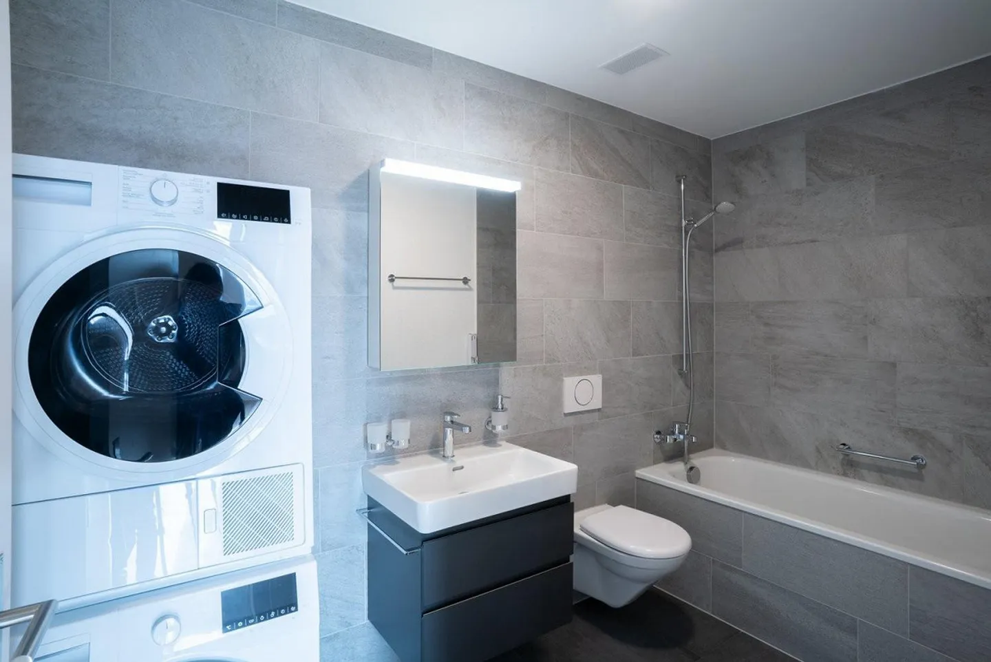 Appartamento attico di 4,5 stanze a Gerzensee con vista - Foto 5 di 8