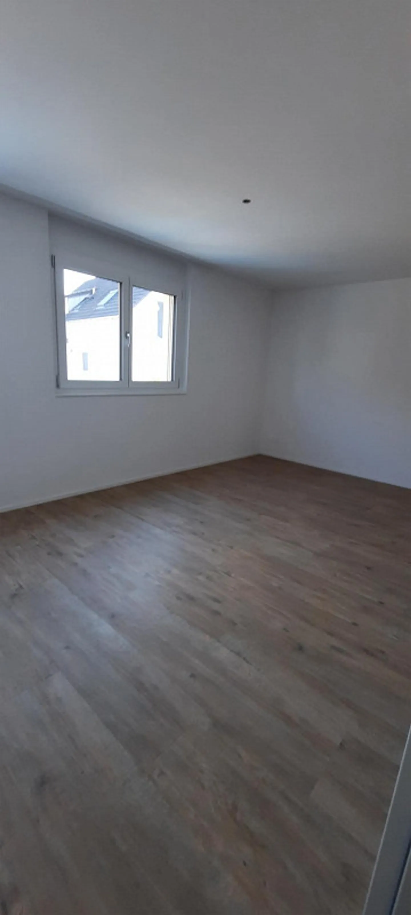 Schöne 2.5 Zimmerwohnung mit Sitzplatz zu vermieten - Foto 6 von 9