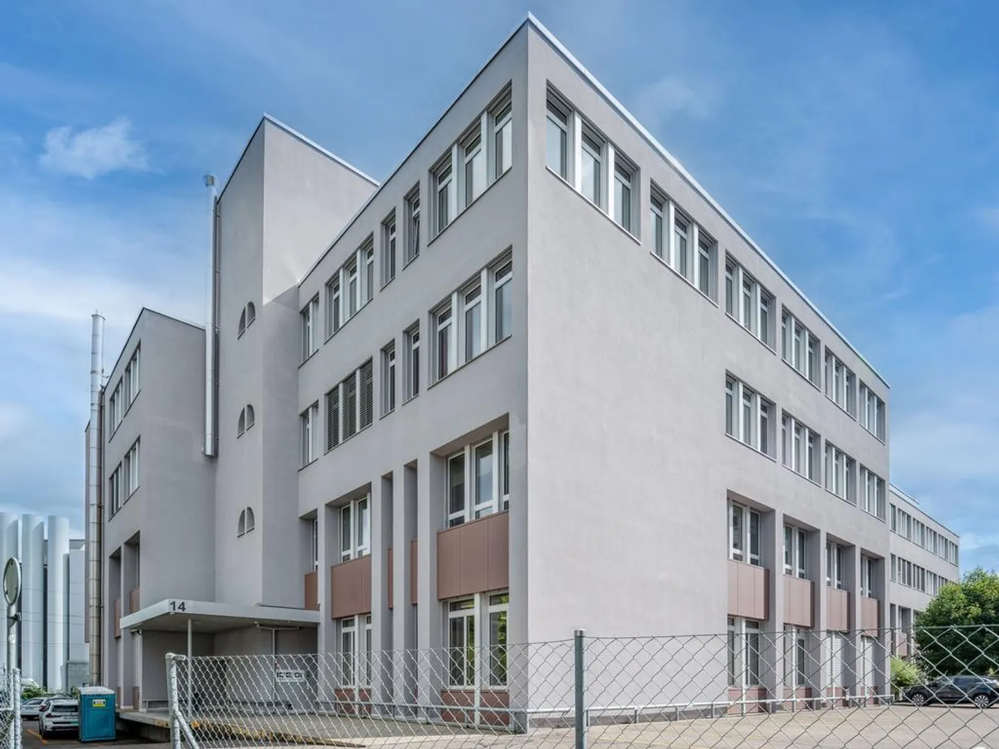 Spazio commerciale attraente di 535 m2 con libertà di design in una posizione ideale - Foto 6 di 8