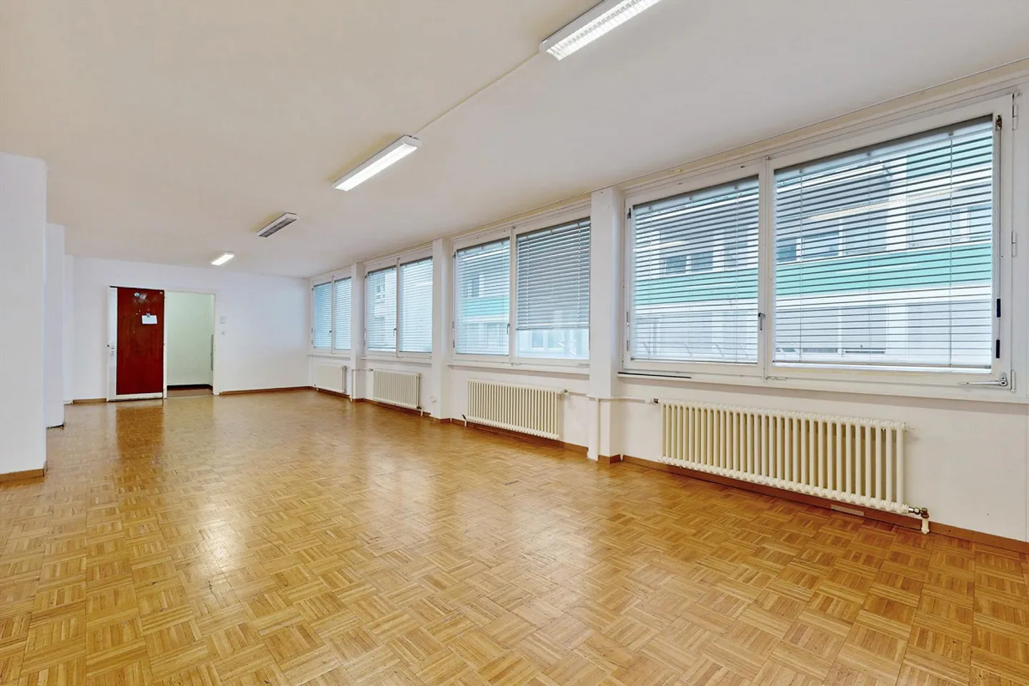 Office space in a dynamic area of Geneva - Photo 7 of 7