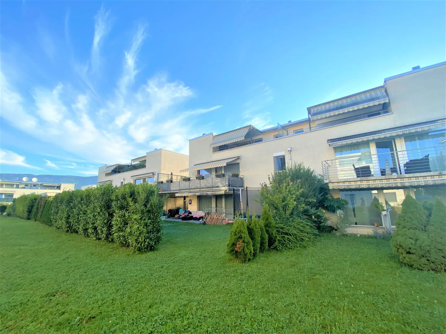 Goditi il sole su due terrazze: appartamento 2.5 stanze in mansarda - Foto 8 di 9