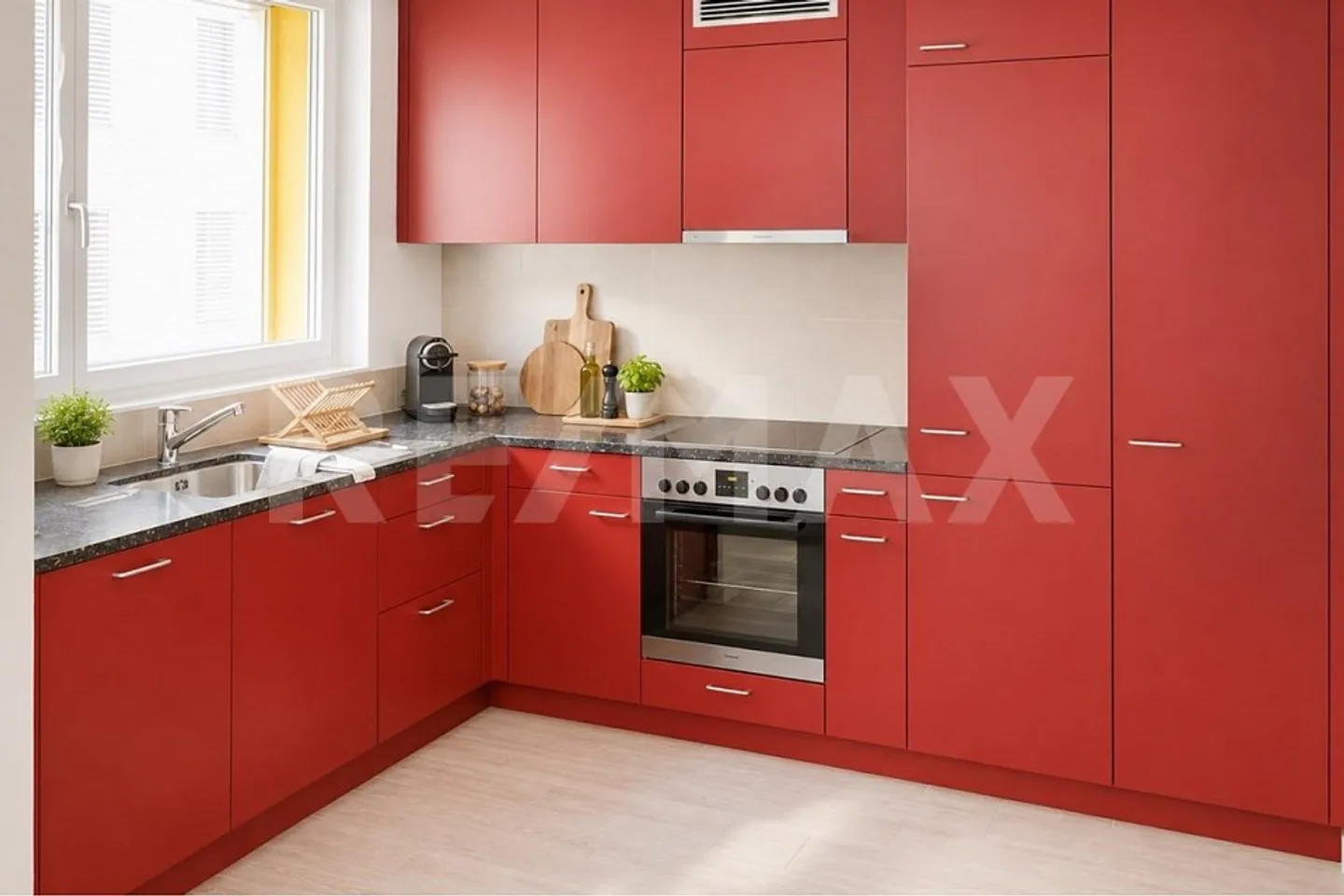 Modern apartment available at below-market price thanks to the right of superficies - Photo 3 of 4