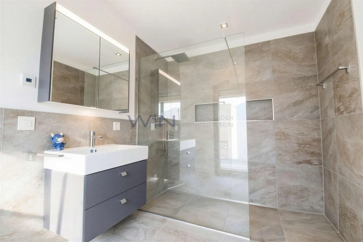 Non sognare - godere! - Foto 2 di 13