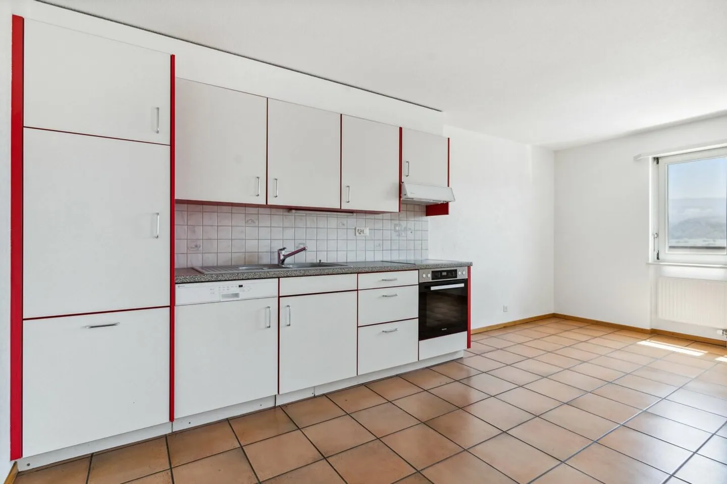 2-Zimmer-Wohnung in einem sehr sonnigen Viertel - Foto 3 von 7