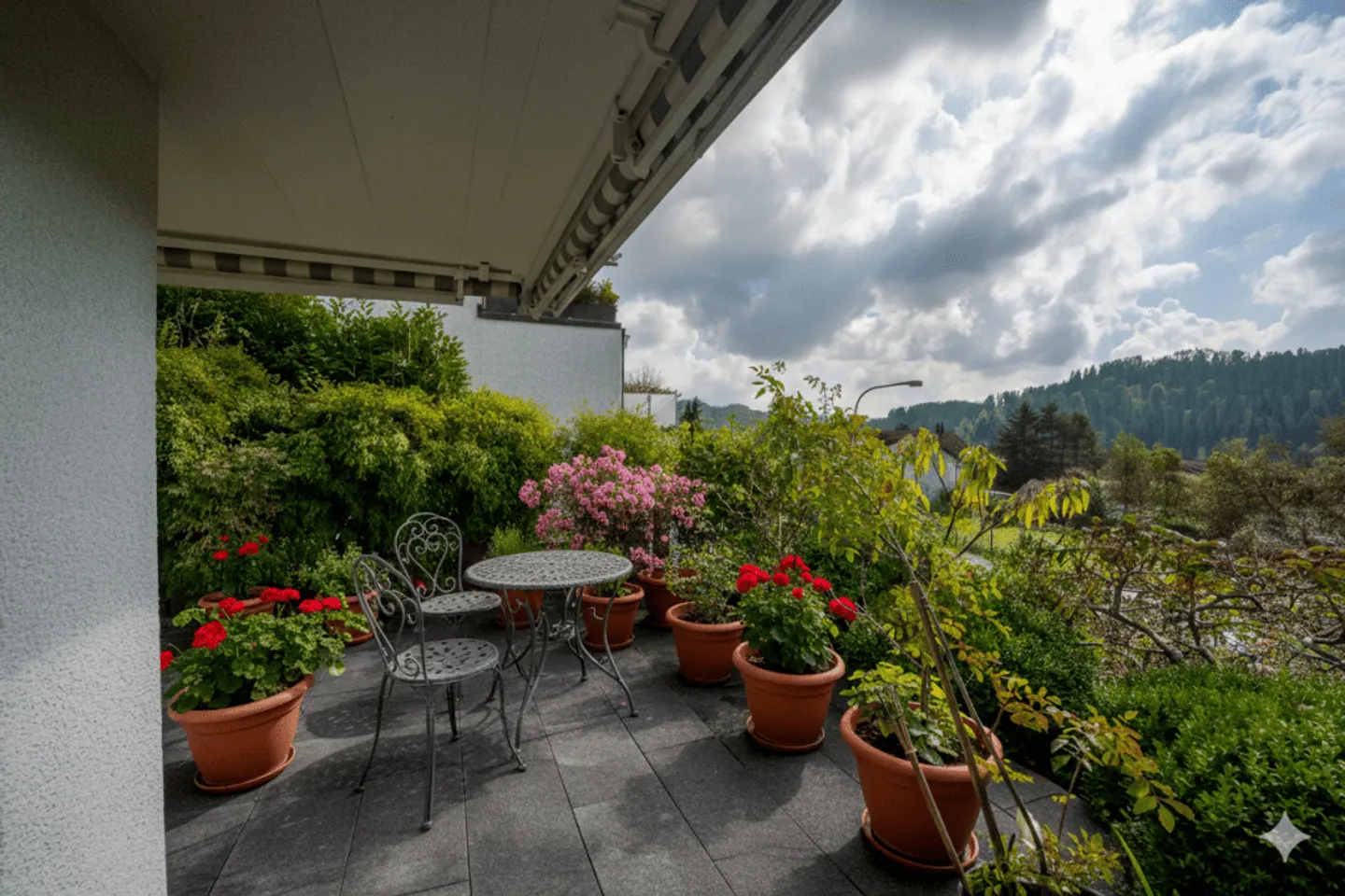 Schönes Terrassenhaus an ruhiger Lage - Photo 9 sur 17