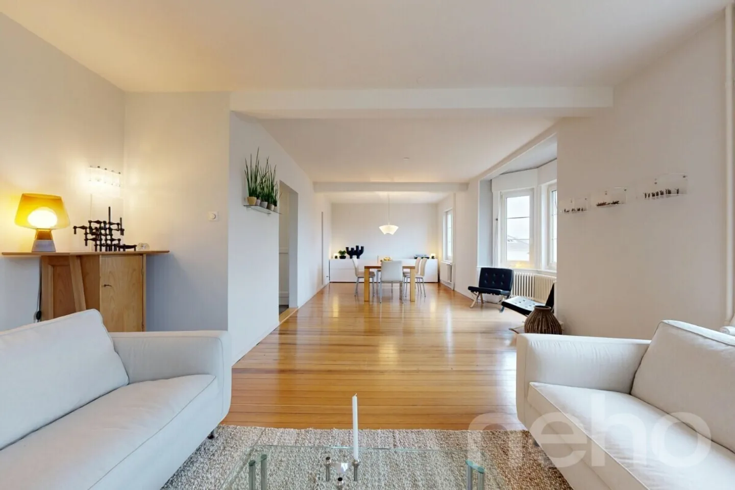 Stilvolles 9-Zimmerhaus mit Ausblick und Altbaucharme - Foto 2 von 12