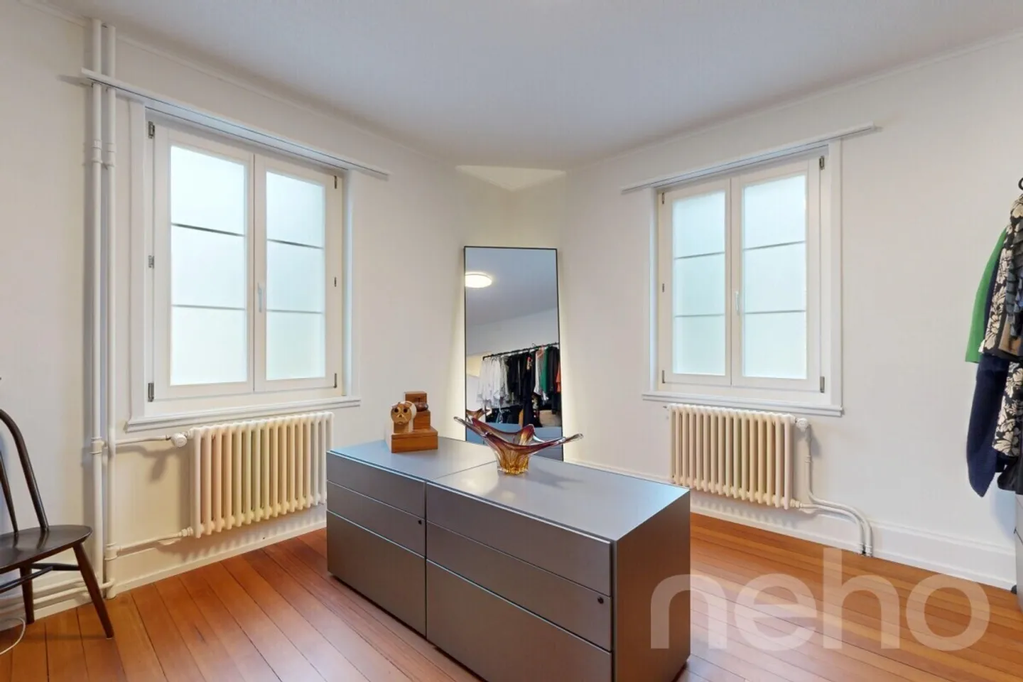 Stilvolles 9-Zimmerhaus mit Ausblick und Altbaucharme - Foto 5 von 12