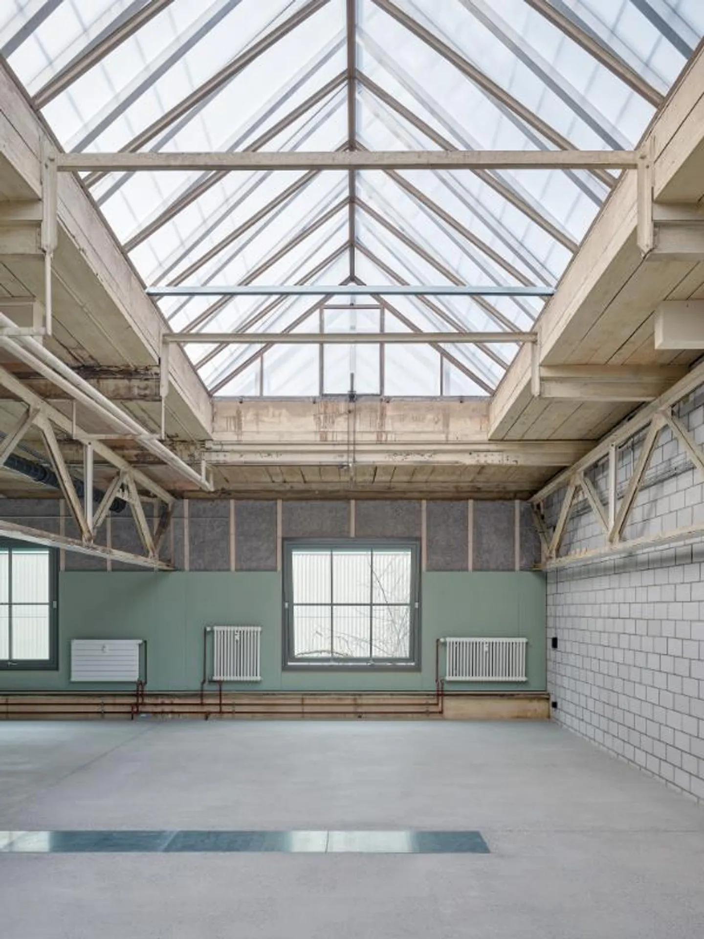 Espace de travail avec charme industriel - Photo 1 sur 5