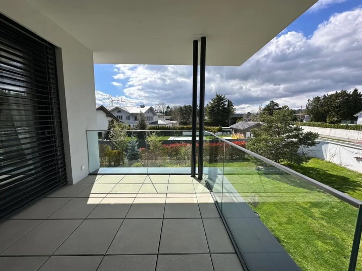 Villa de luxe à Mies avec jardin - Photo 12 sur 13