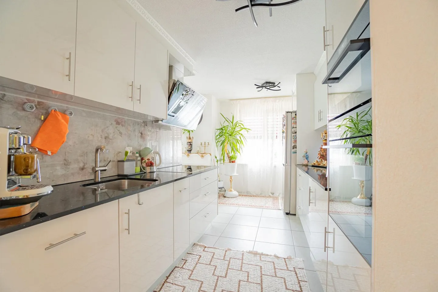 4.5-room apartment with balcony in a quiet location - Photo 6 of 13