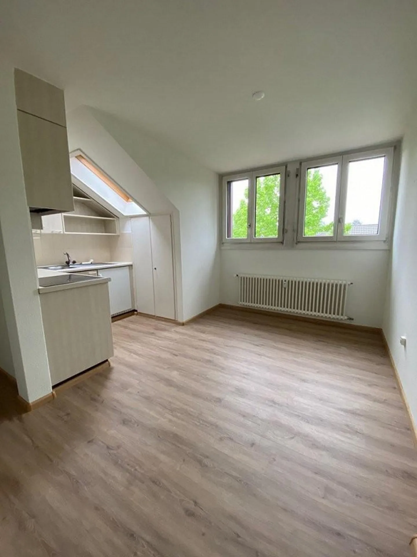 Accogliente appartamento mansardato di 1,5 stanze a Bruderholz - Foto 5 di 6