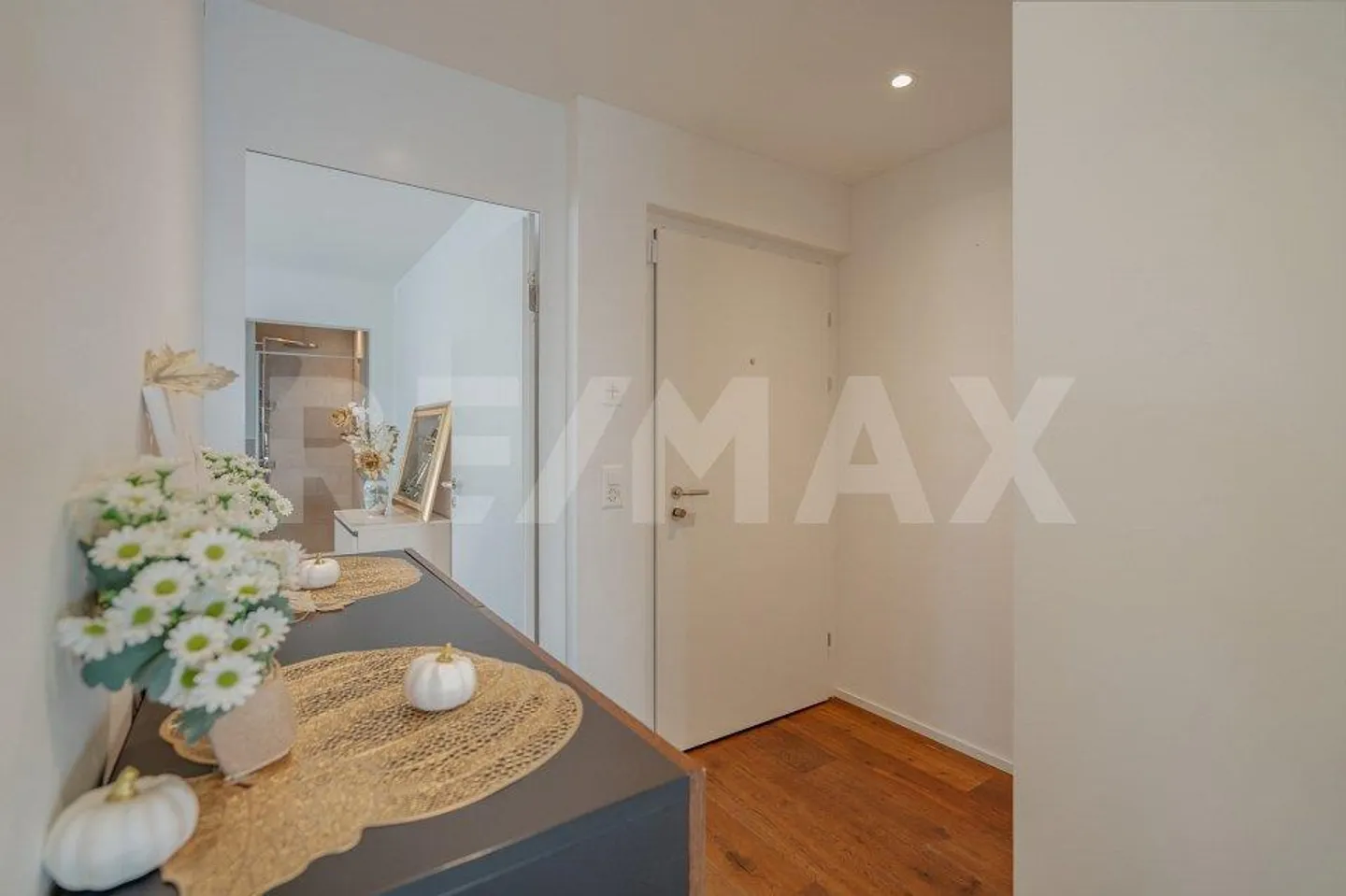 Vue panoramique: 3½ pièces, véranda, balcon et patio - Photo 11 sur 13