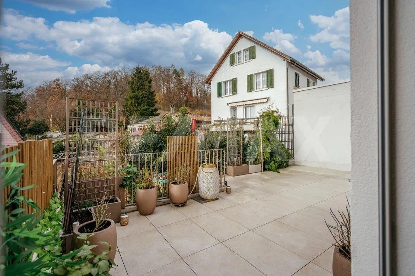 Vue panoramique: 3½ pièces, véranda, balcon et patio - Photo 13 sur 13