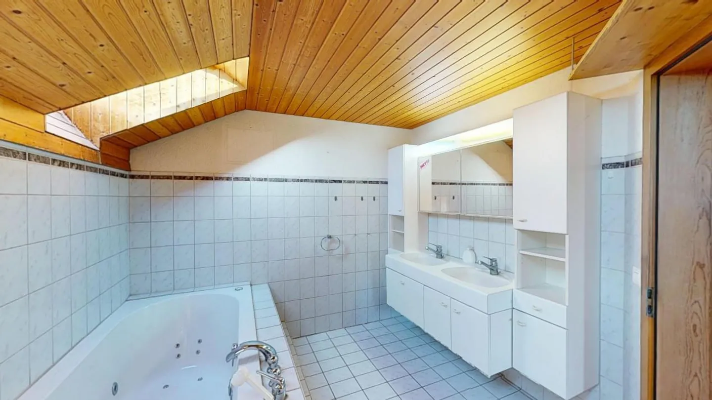 Maison résidentielle et commerciale dans le Bucheggberg ensoleillé - Photo 9 sur 13