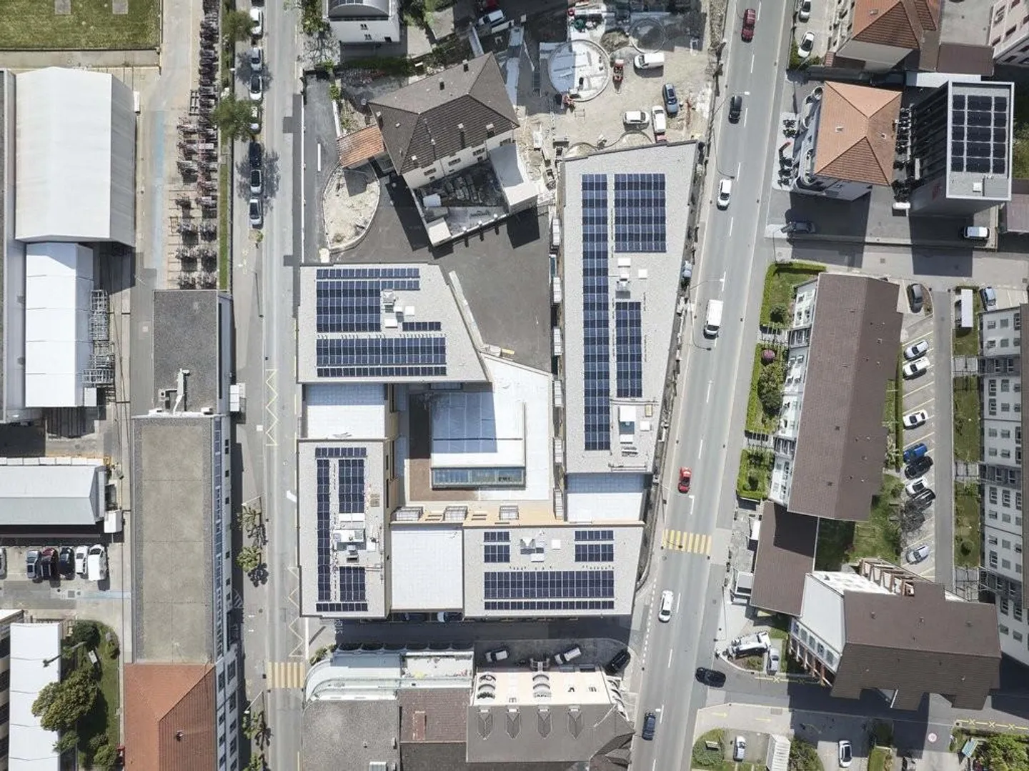 2.5-room apartments of recent construction in the center of Bellinzona - Photo 2 of 2