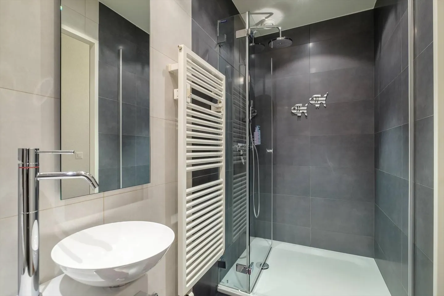 Spazioso duplex attico di 235 m² completamente ristrutturato - Foto 9 di 12